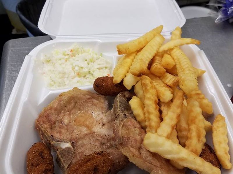 Clark’s Grocery & Grill